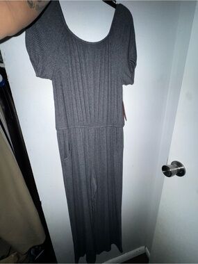 Women's Gray Short-Sleeve Jumpsuit